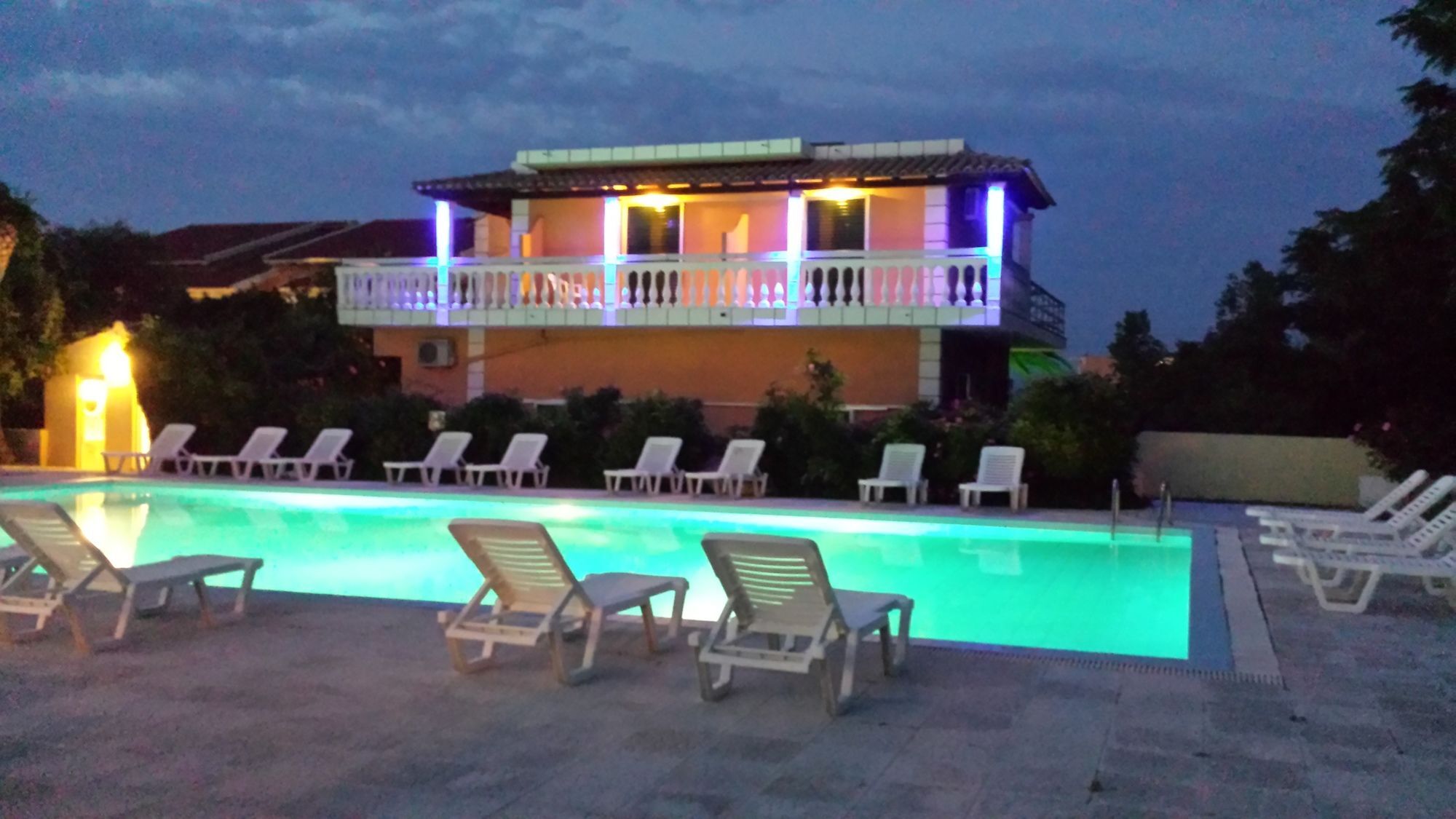Nikolas Club Kávos المظهر الخارجي الصورة
